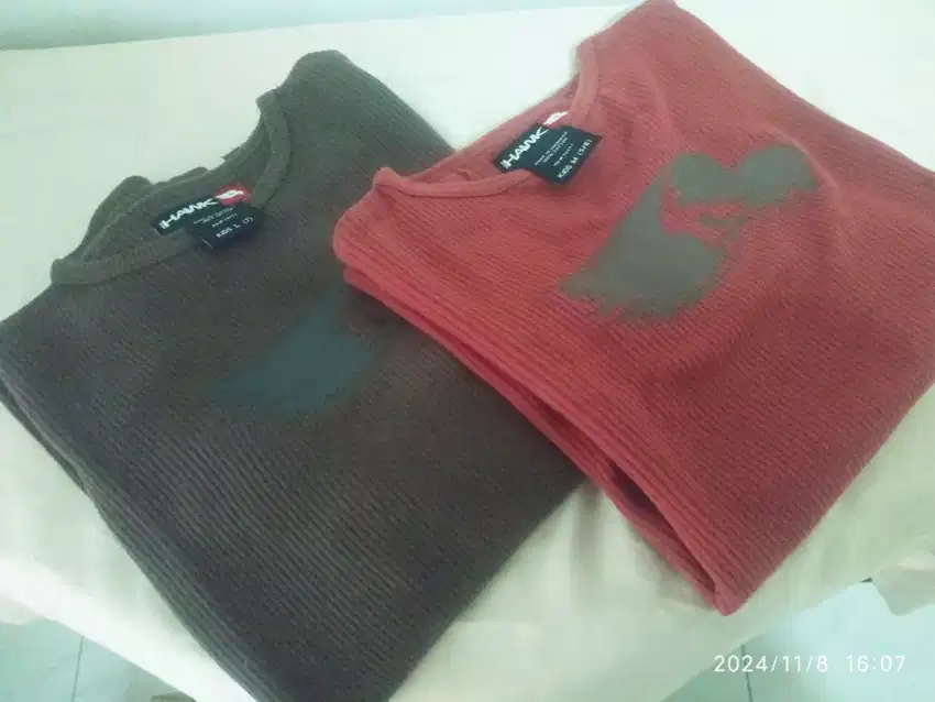 2 buah sweater anak yg keren