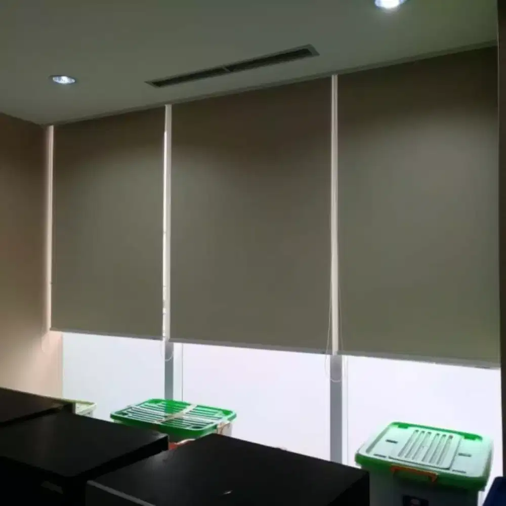 Tirai blinds, vertikal blinds gorden jendela