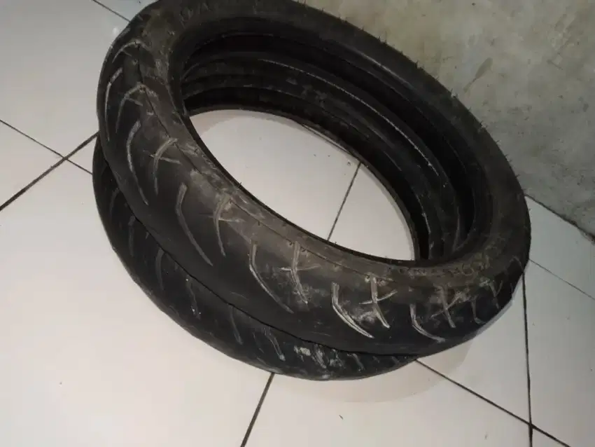 Ban luar dan dalam merek IRC