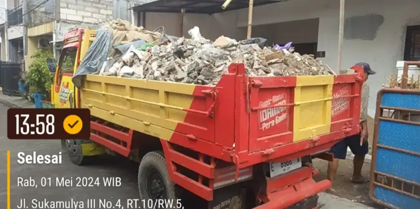 Mobil tanah buang puing sampah dan jual urugan