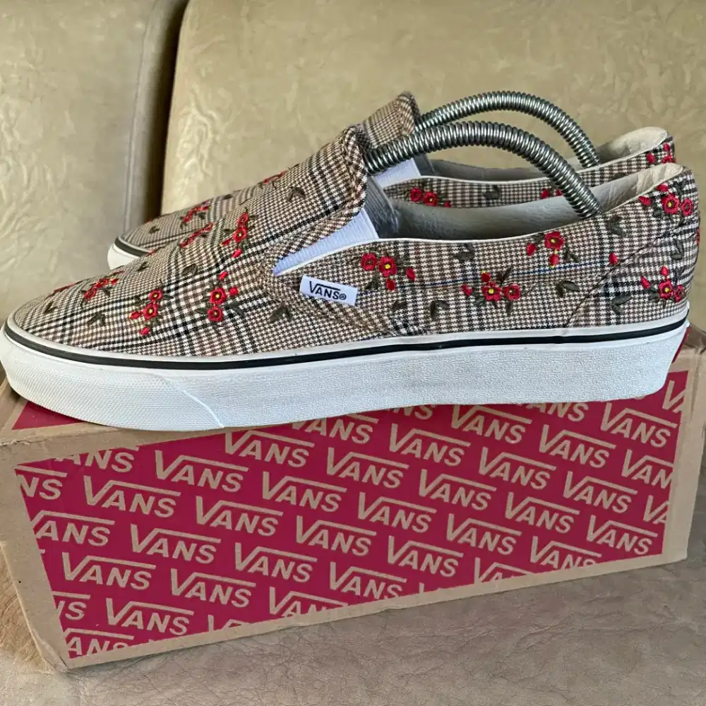 Vans Slip-On Flowers