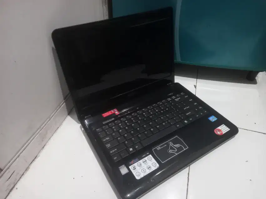 Laptop Axioo core i3 rusak