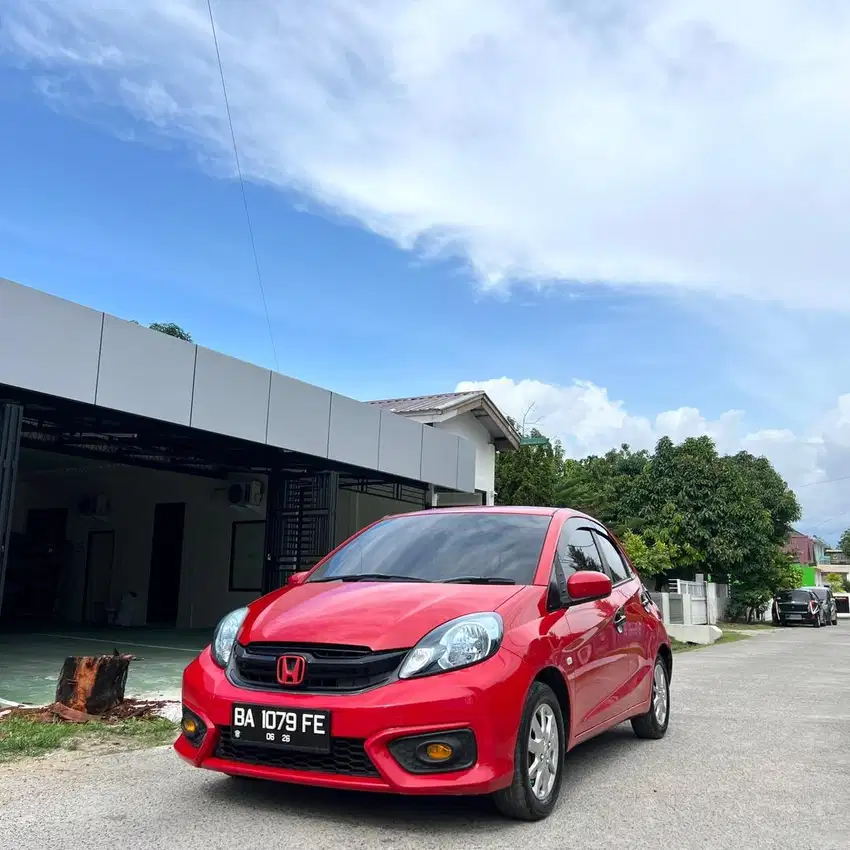 Brio E matic 2016 istimewa (dp 20 jt)