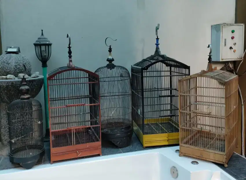 Sangkar Kurungan Burung