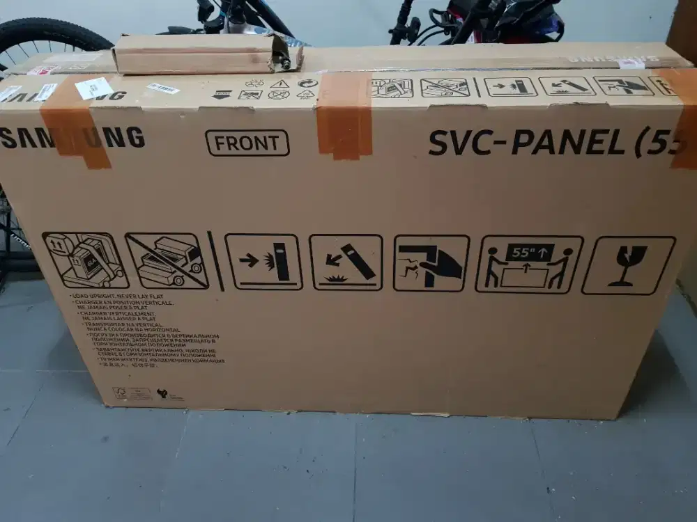 Panel LED TV Samsung UHD 55 Inch