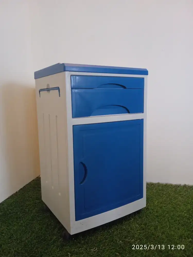 Bed Side Cabinet / Lemari Nakas ABS