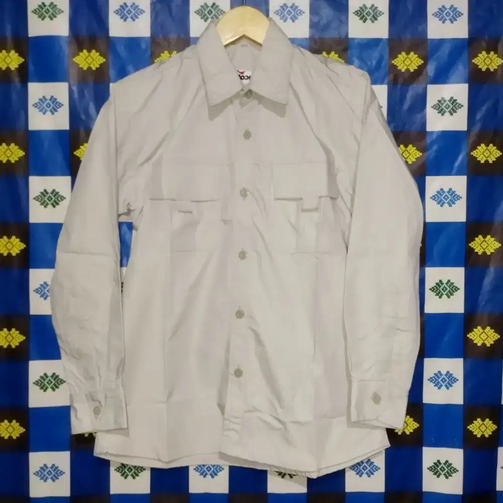 Kemeja lengan panjang konoko pilip