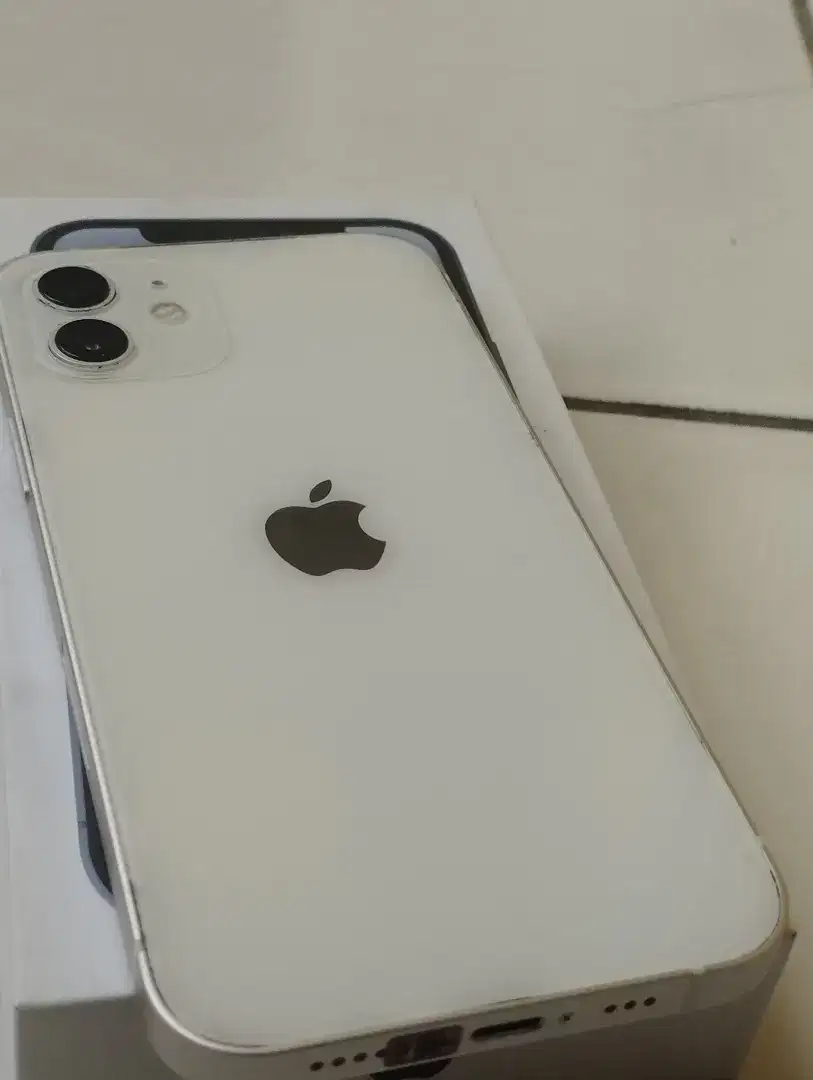 iPhone 12 64gb Intern
