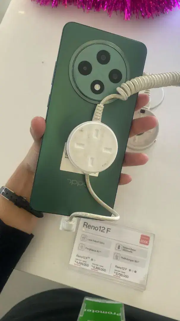 Kredit cicilan hp Oppo Reno 12F 128GB