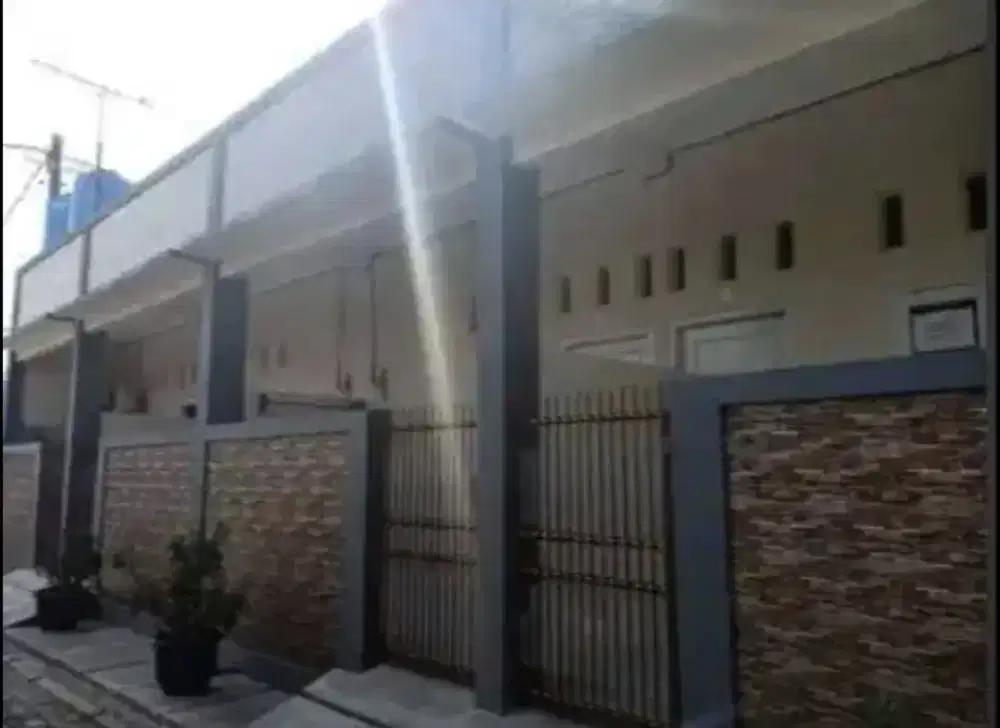 DISEWAKAN RUMAH KONTRAKAN