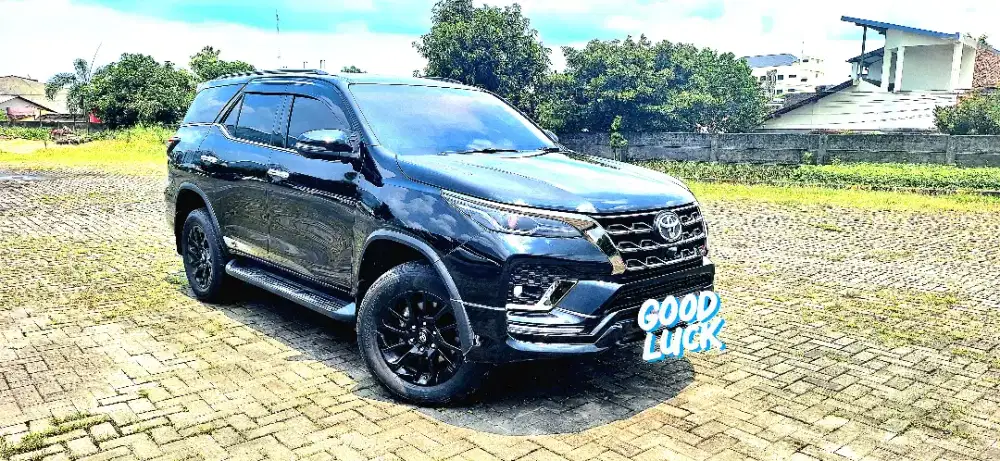Fortuner 2.8 GR sport 2022 diesel automatic istimewa