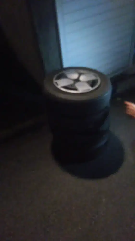 Velg wuling air ev ring 12 bekas