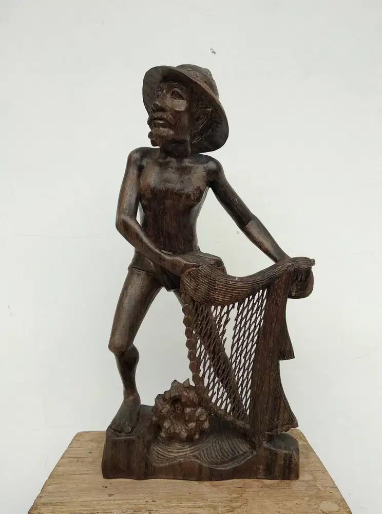 Patung Nelayan Besar