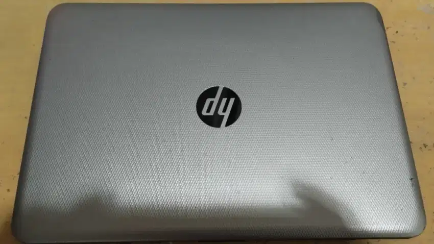 Laptop HP 14 AC-181TU Intel I3 5005 - 4GB Ram - Win 10