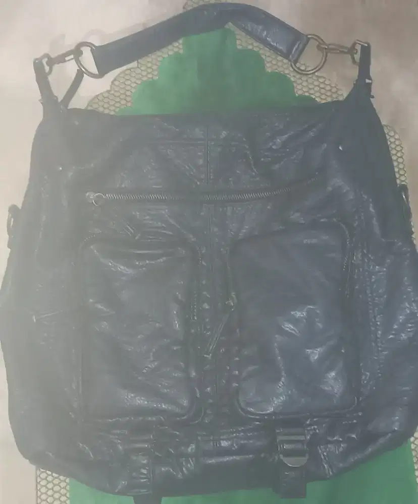 Tas kulit asli wanita