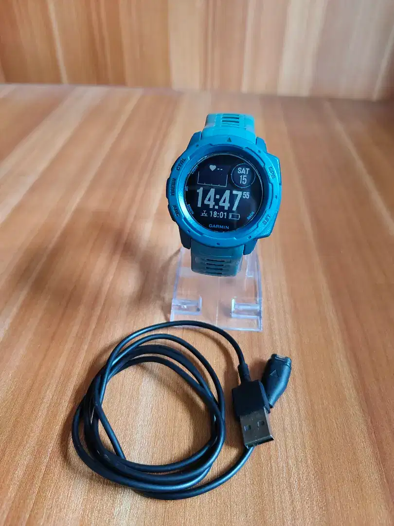 Jam tangan garmin instinct 1
