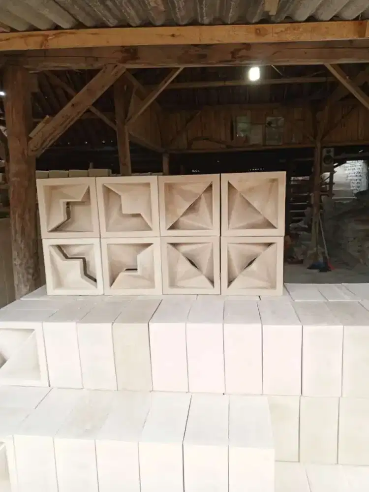 Roster minimalis putih 20x20