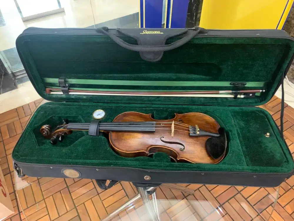 CREMONA VIOLIN OUTFIT 4/4 SV-225