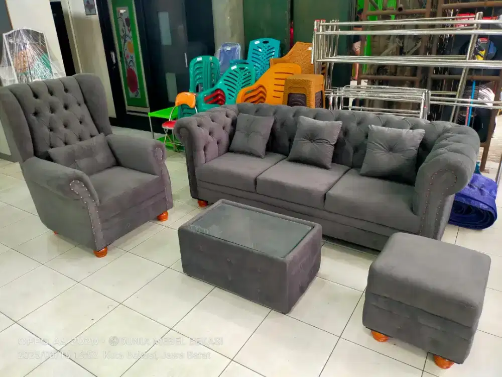 Kredit sofa promo bunga ringan