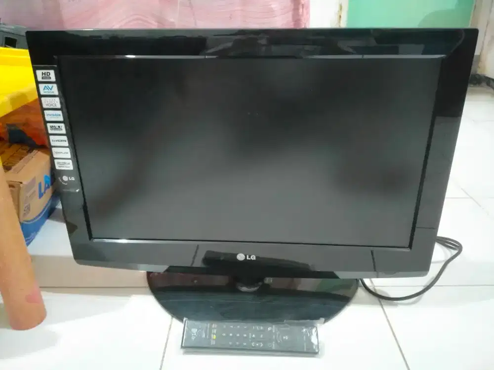 Televisi LCD merk LG type 26LG30R