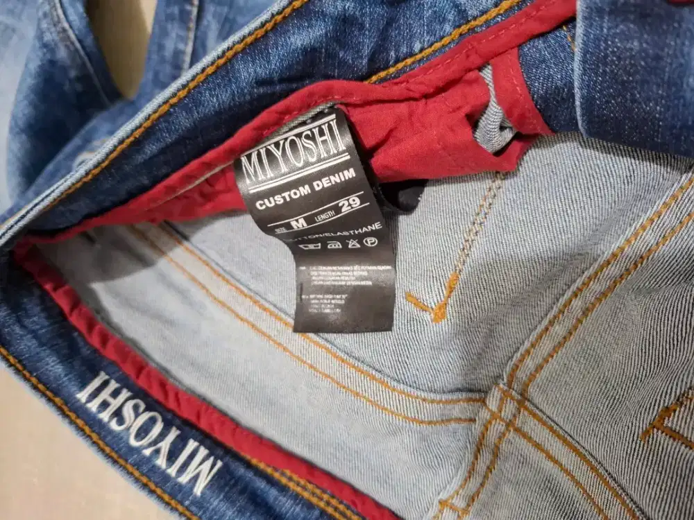 Preloved Miyoshi Jeans Wanita