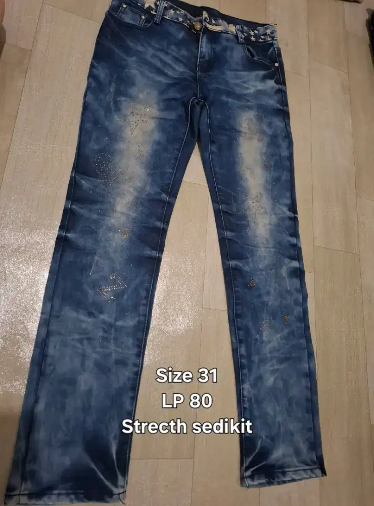 Preloved Jeans Wanita