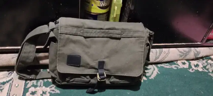 Tas tebal warna hijau