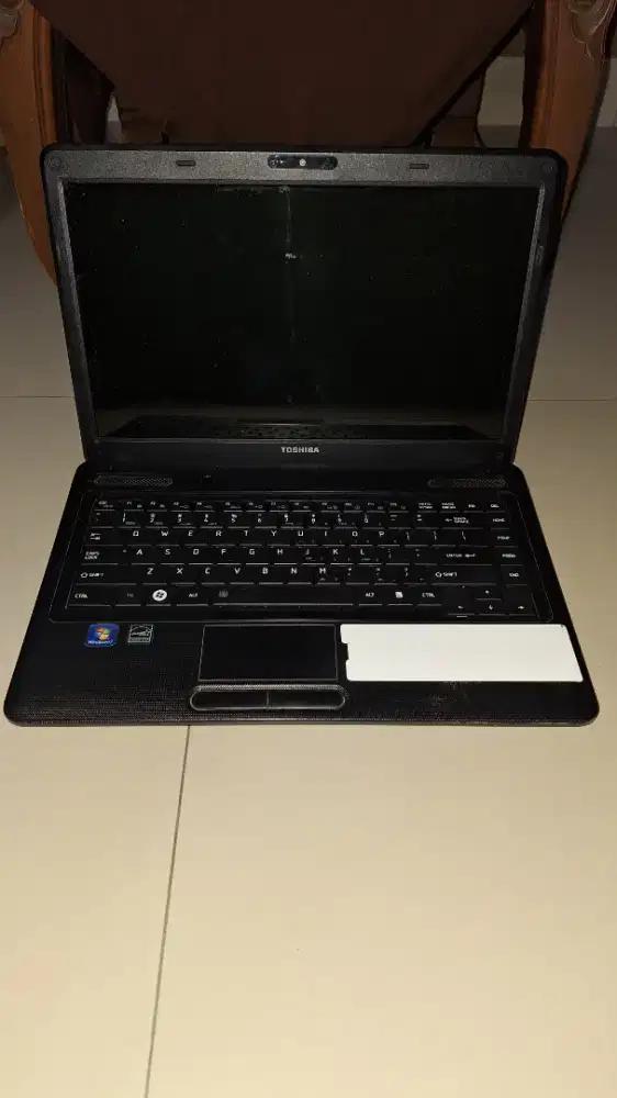 Laptop carrefour Toshiba Satellite C640 pake SSD Nego