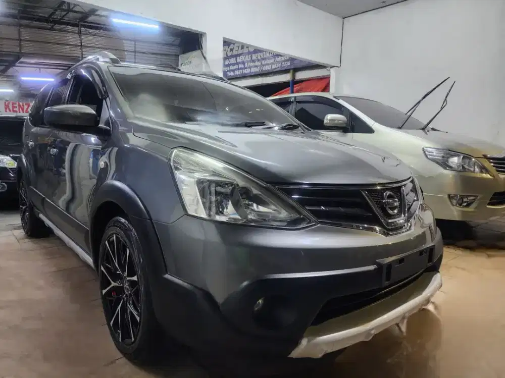 Grand Livina XV a/t 2015 Dp suka 2 aja