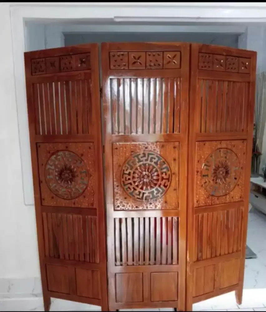 Penyekat Ruangan 2 Muka, Pembatas Ruangan, Sketsel Partisi Kayu,