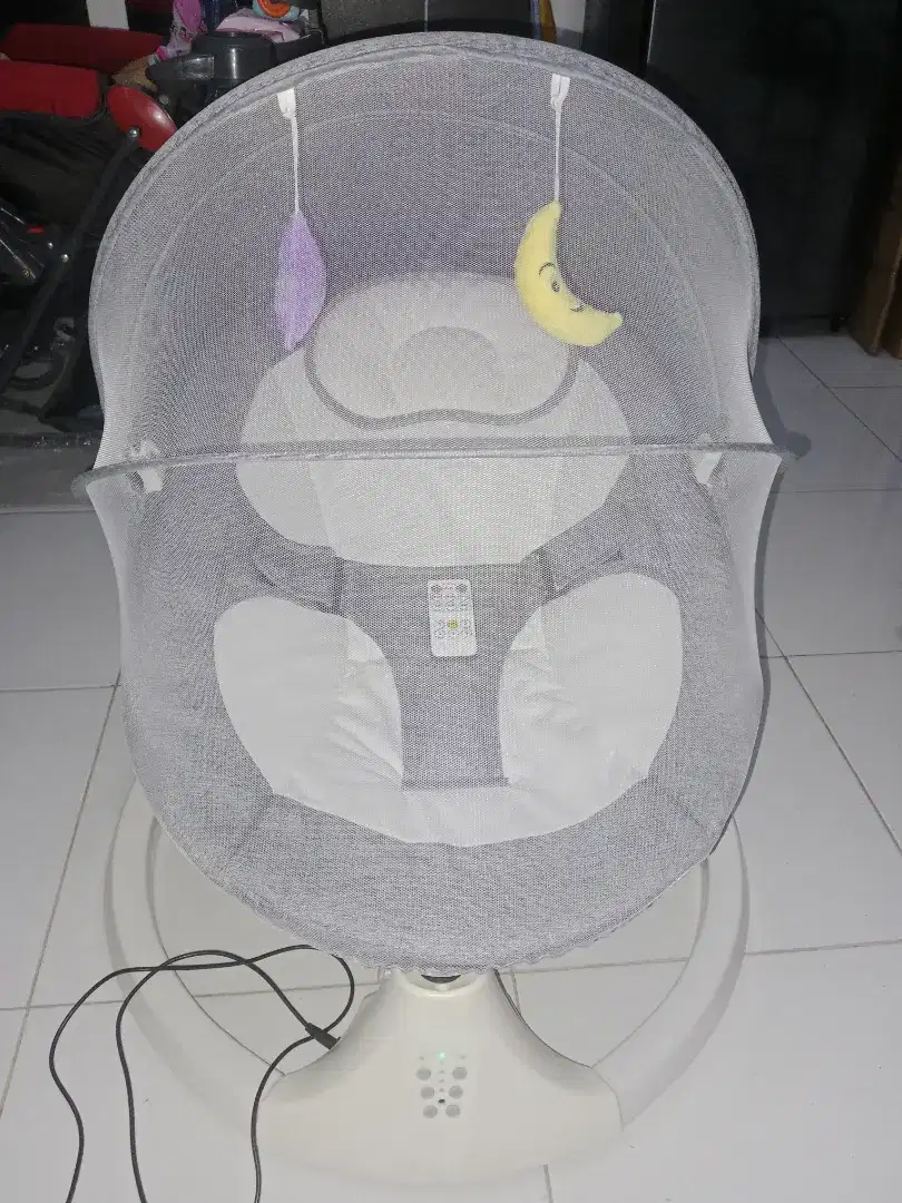 Ayunan Bayi Otomatis merk Mmflight