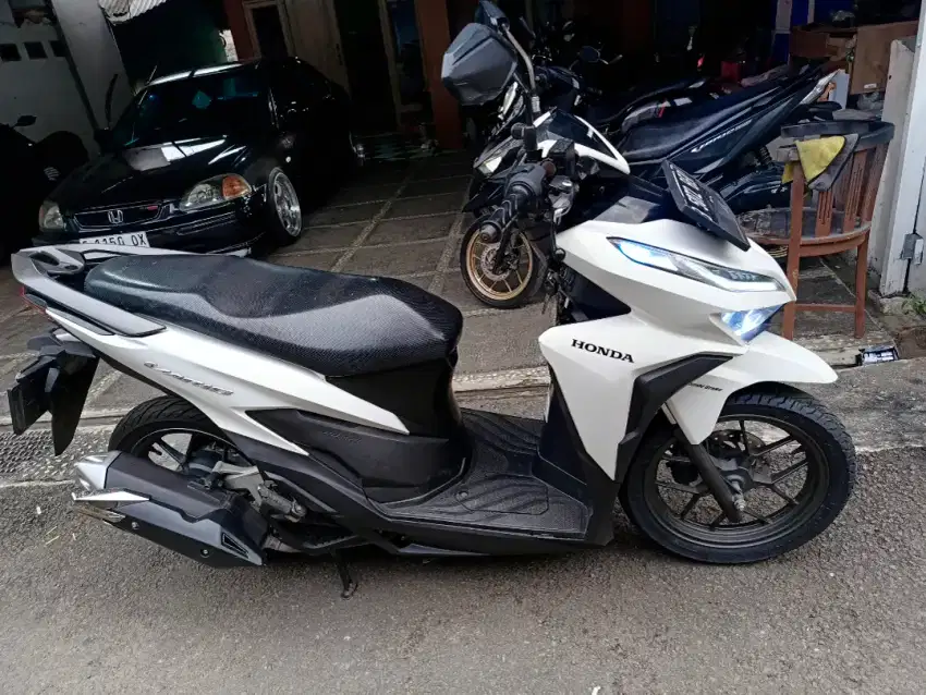 Vario all new 125 cbs iss