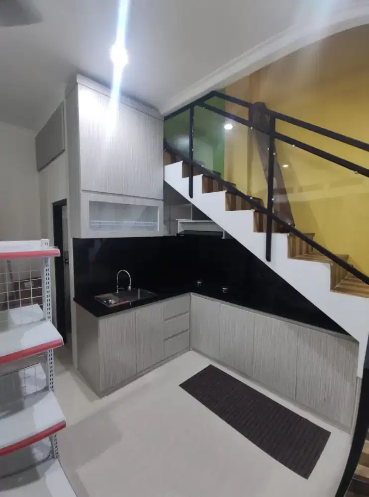 Kitchen bisa set castm sesuai kebutuhan