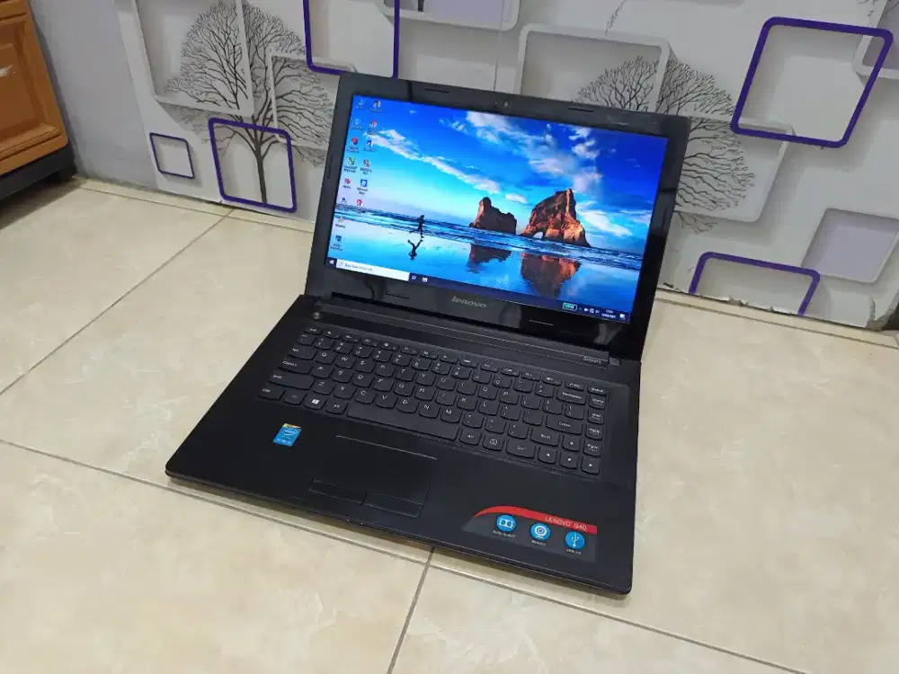 Lenovo G40-80 i5-5200U ssd 256gb,ram 8gb,grapics Radeon HD mantap