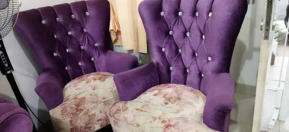 dijual sofa klasik bekas.