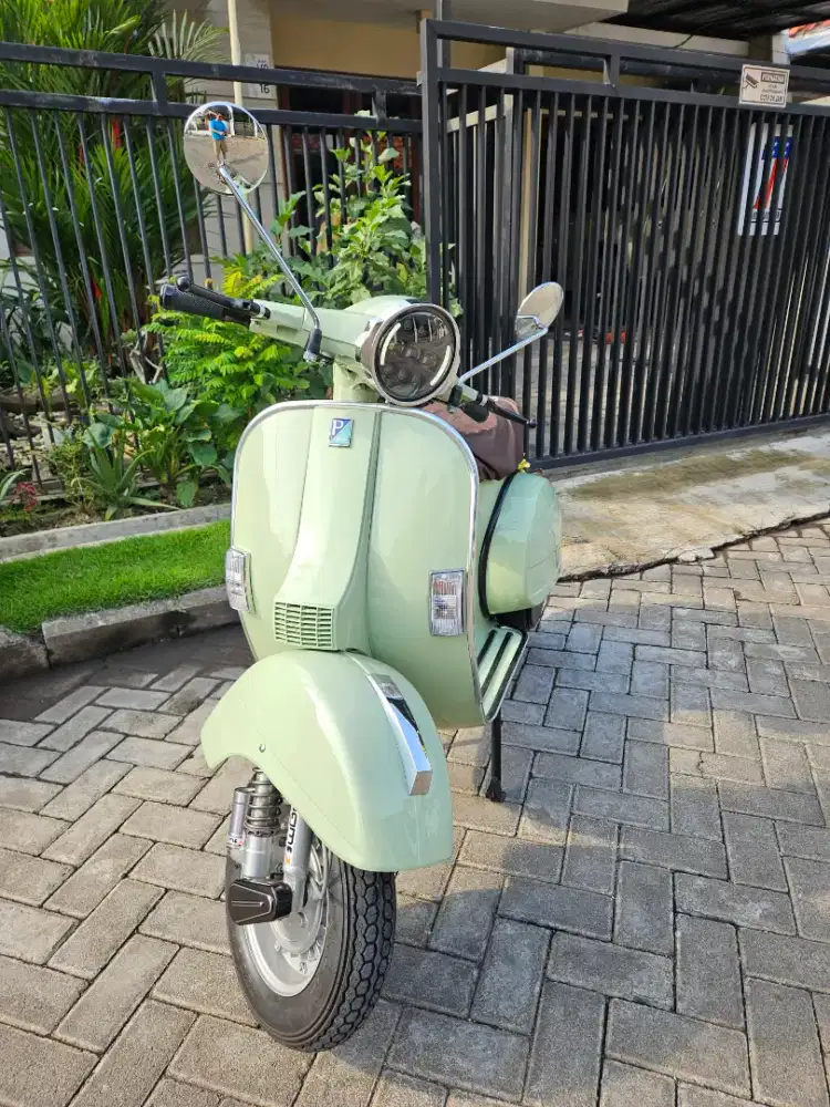 Vespa PX Exclusive 2 tahun 1995 NPX look