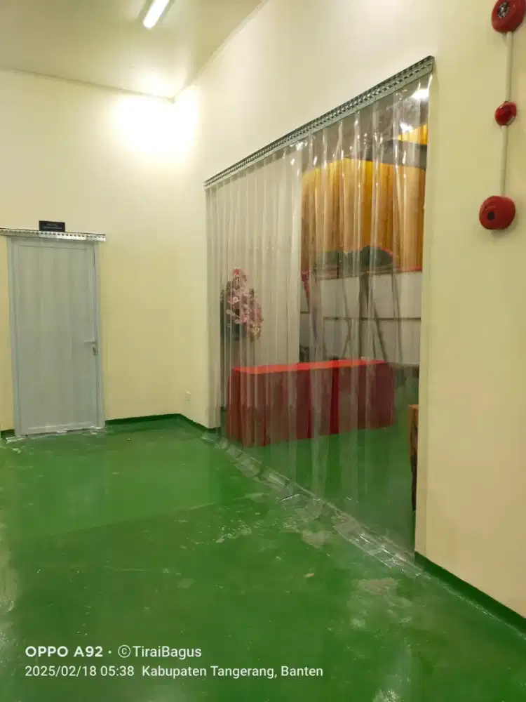 Cocok untuk ruangan ber AC Reaim tirai PVC curtain