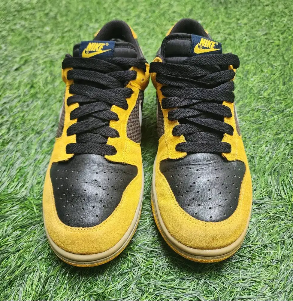 Nike Yelow Mize low