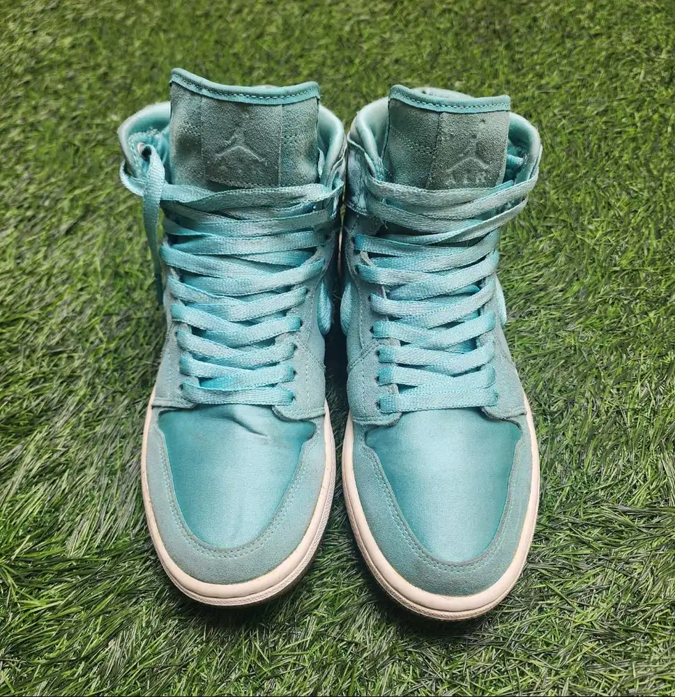 Nike Blue satin size 40