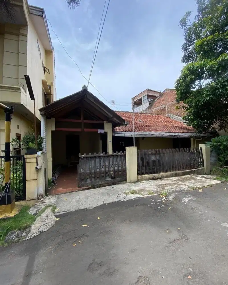 Dijual Rumah Awiligar Cigadung Dibawah Pasaran