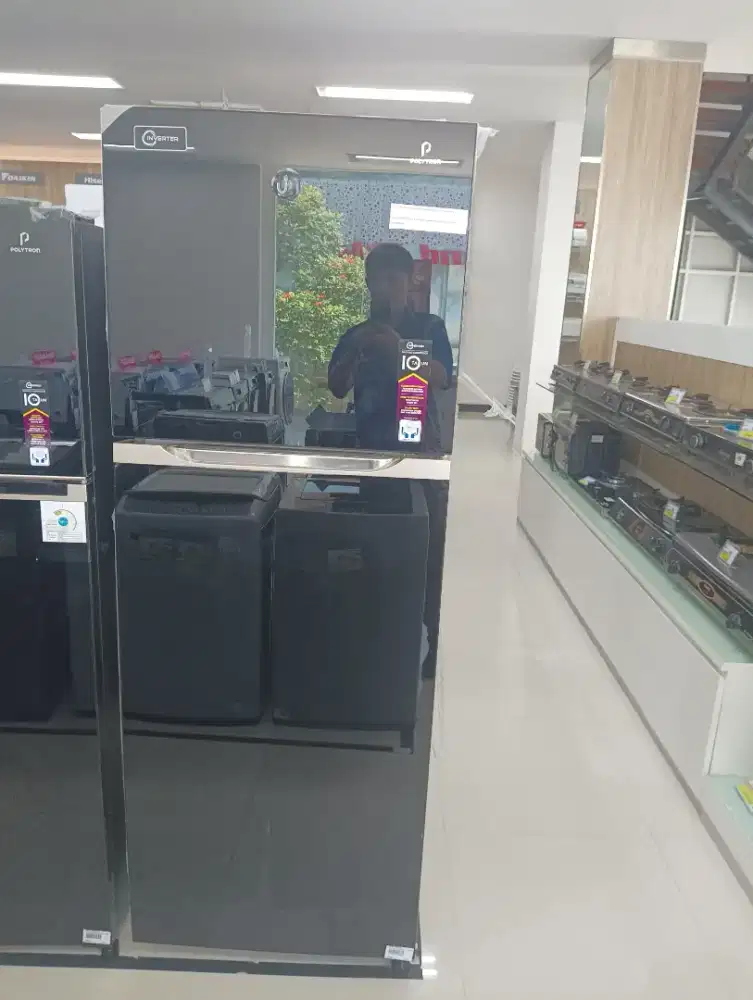 Kulkas polytron 2 Pintu 350L inverter
