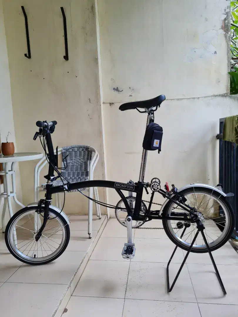 Sepeda brompton type C , 6 Speed , Tahun 2023 , jarang dipakai