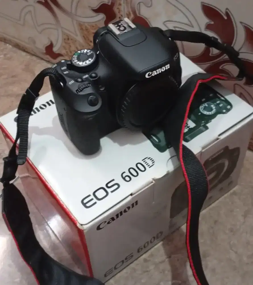 Preloved Camera Canon EOS 600D Body Only