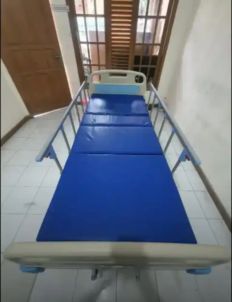 TEMPAT TIDUR RUMAH SAKIT BED PASIEN RANJANG MEDIS