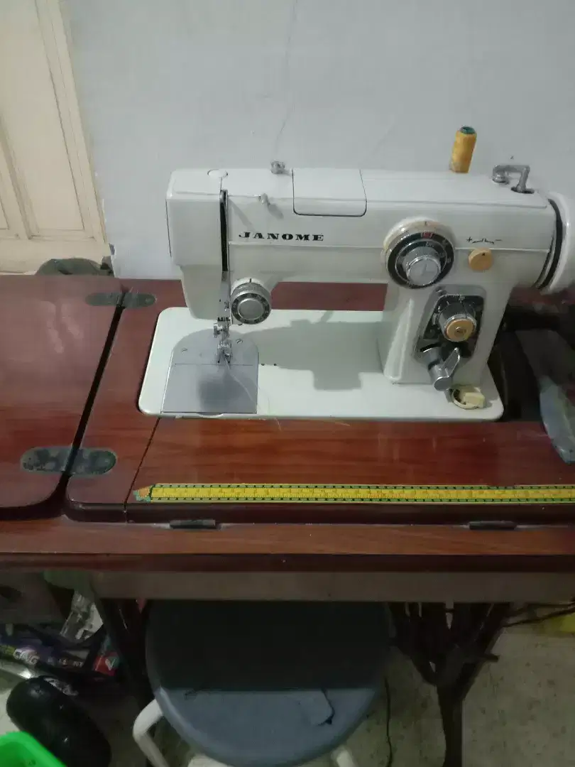 Di jual mesin jahit janome