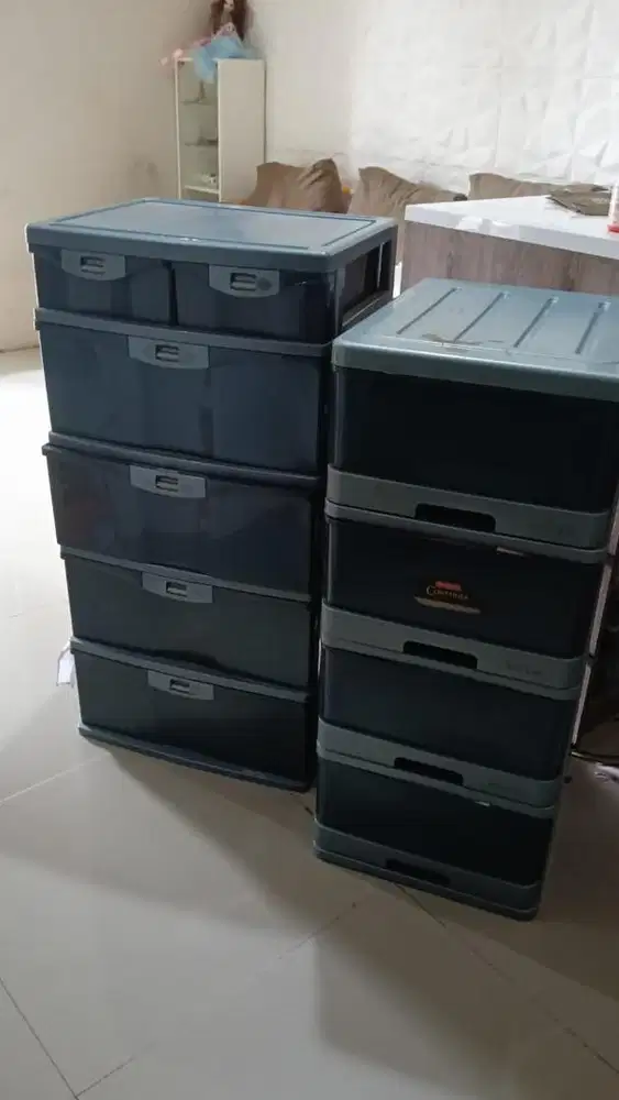 Di jual cepat 2  excel container Lion Star