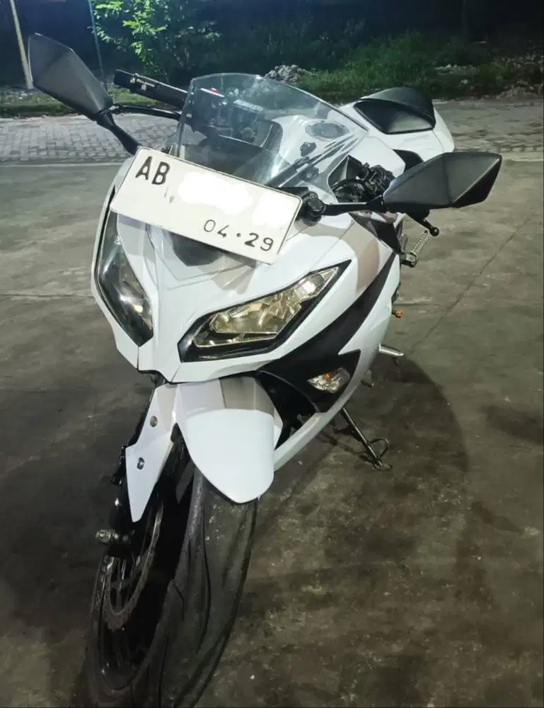 KAWASAKI NINJA 250 FI White