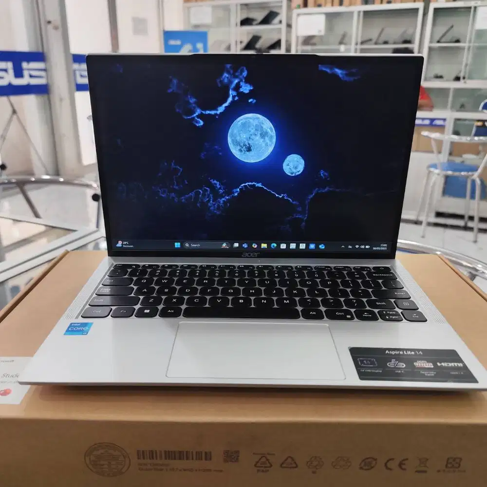 Acer Aspire Lite 14 i3 gen 12 RAM 8GB SSD 256GB Layar 14 IPS Like New