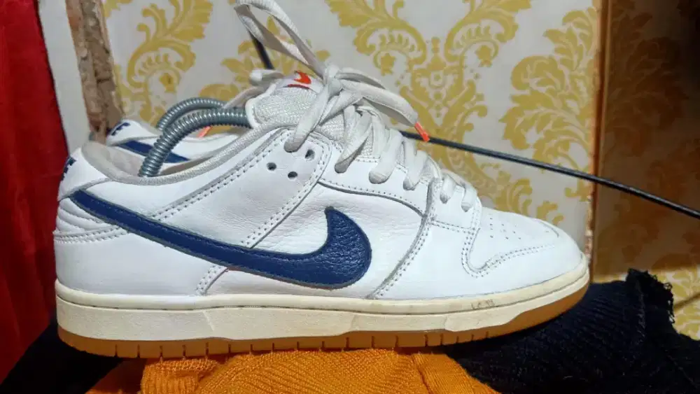 Sepatu sneakers nike sb size 42 lidah gemuk