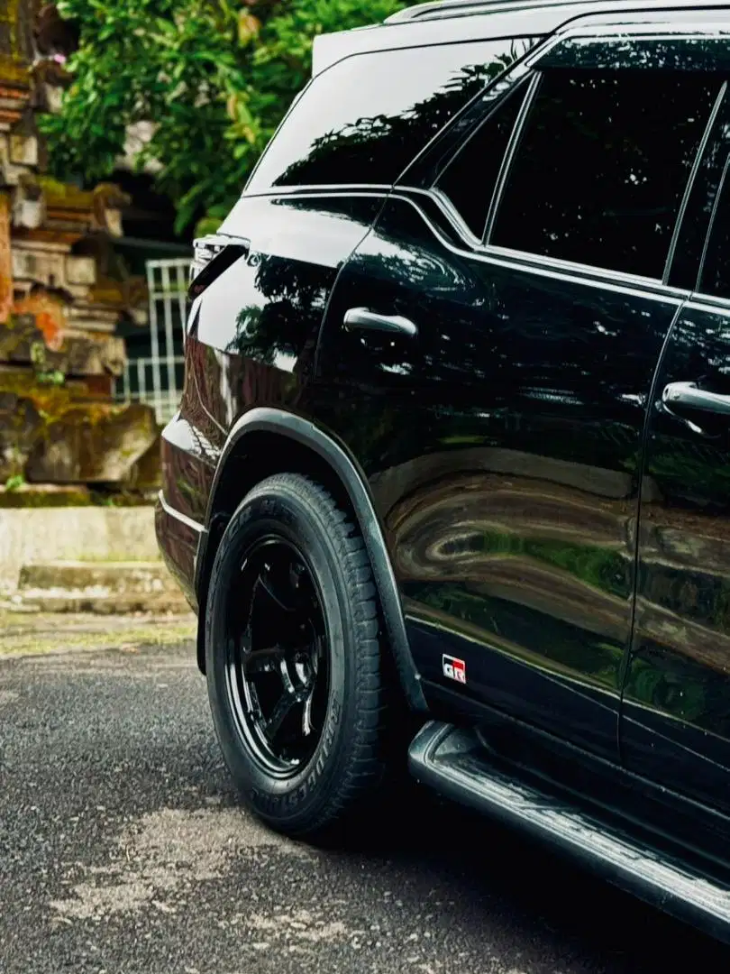 Dijual fortuner GR 2023 Pemakaian 2024
